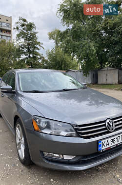 Седан Volkswagen Passat 2015 в Киеве