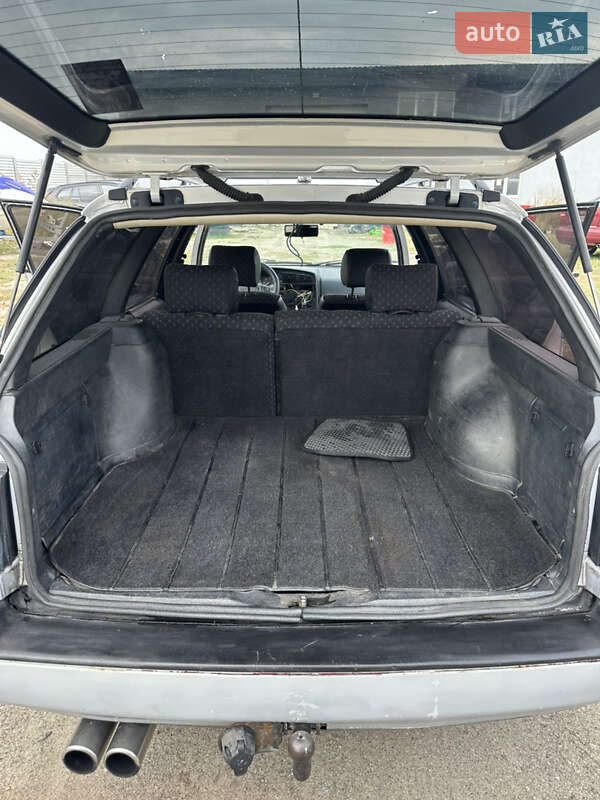 Универсал Volkswagen Passat 1996 в Вышгороде