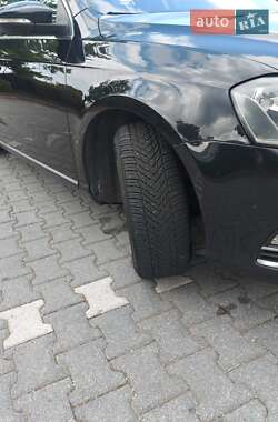 Універсал Volkswagen Passat 2011 в Умані