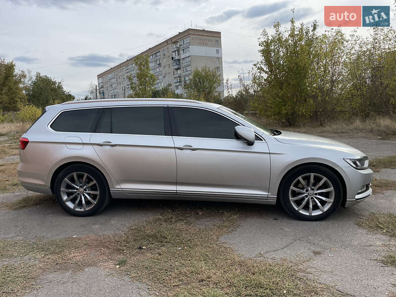 Универсал Volkswagen Passat 2015 в Первомайске