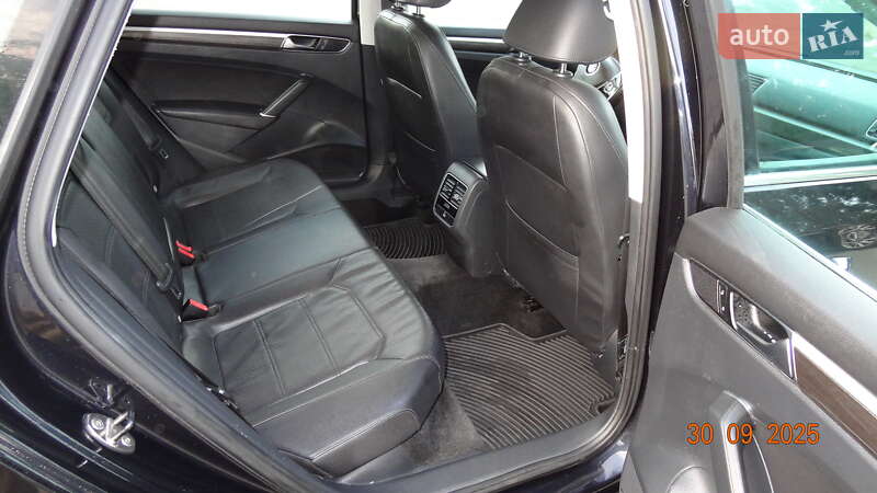 Седан Volkswagen Passat 2016 в Києві фото 31 Седан Volkswagen Passat 2016 в Києві