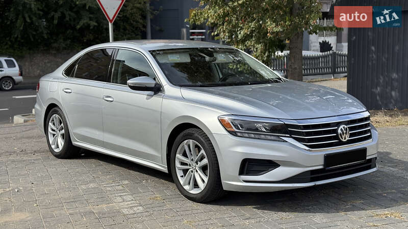 Седан Volkswagen Passat 2020 в Харькове