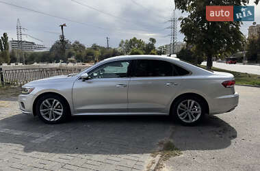 Седан Volkswagen Passat 2020 в Харькове