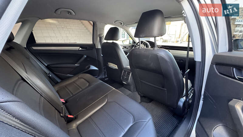 Седан Volkswagen Passat 2020 в Харькове