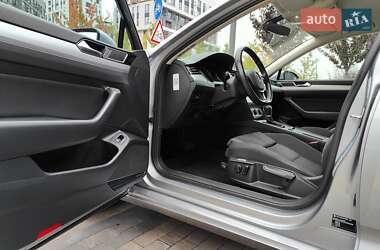 Универсал Volkswagen Passat 2019 в 
