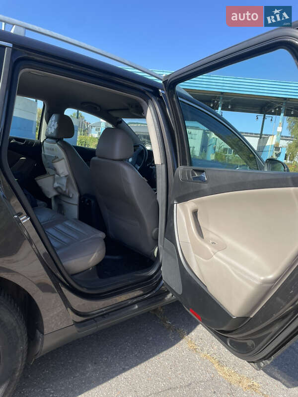 Универсал Volkswagen Passat 2006 в Полтаве