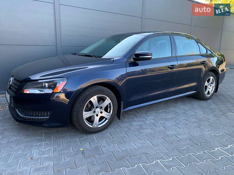 Седан Volkswagen Passat 2014 в 