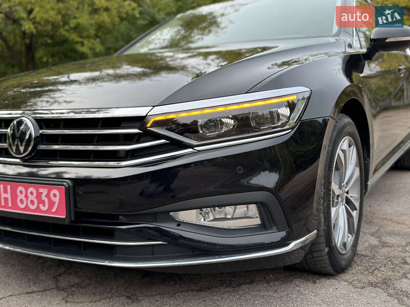 Универсал Volkswagen Passat 2021 в Житомире
