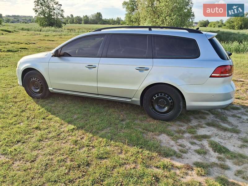 Універсал Volkswagen Passat 2011 в Києві фото 51 Універсал Volkswagen Passat 2011 в Києві