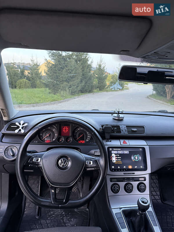 Универсал Volkswagen Passat 2006 в Львове