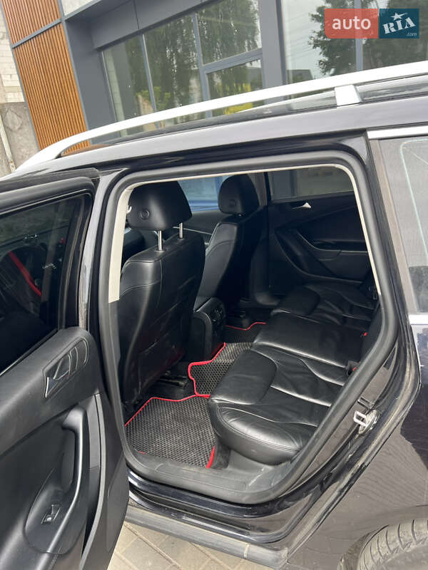 Универсал Volkswagen Passat 2008 в Ровно