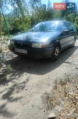 Универсал Volkswagen Passat 1990 в Днепре