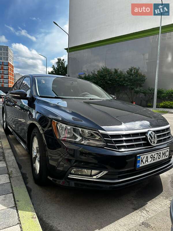 Седан Volkswagen Passat 2018 в Києві фото 17 Седан Volkswagen Passat 2018 в Києві