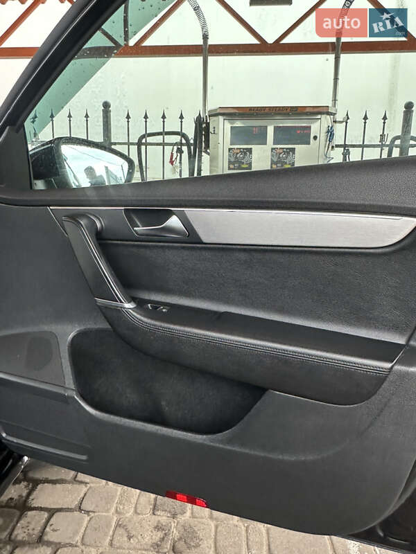 Універсал Volkswagen Passat 2010 в Харкові