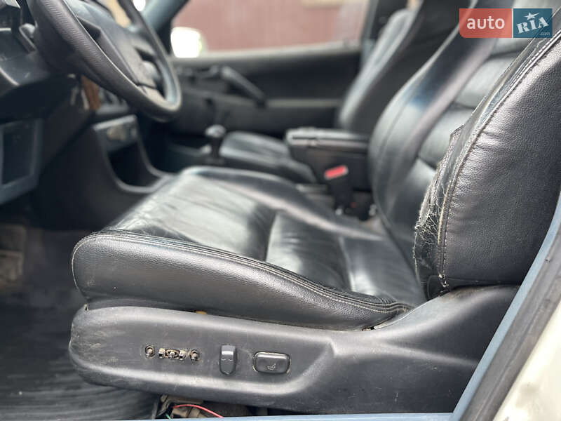 Седан Volkswagen Passat 1988 в Киеве