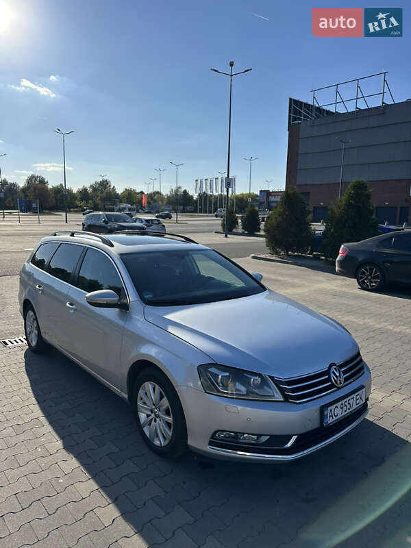 Volkswagen Passat 2011