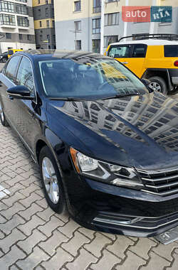 Седан Volkswagen Passat 2016 в Івано-Франківську
