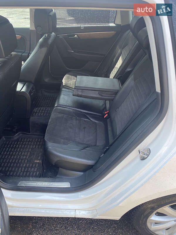 Універсал Volkswagen Passat 2014 в Києві фото 5 Універсал Volkswagen Passat 2014 в Києві