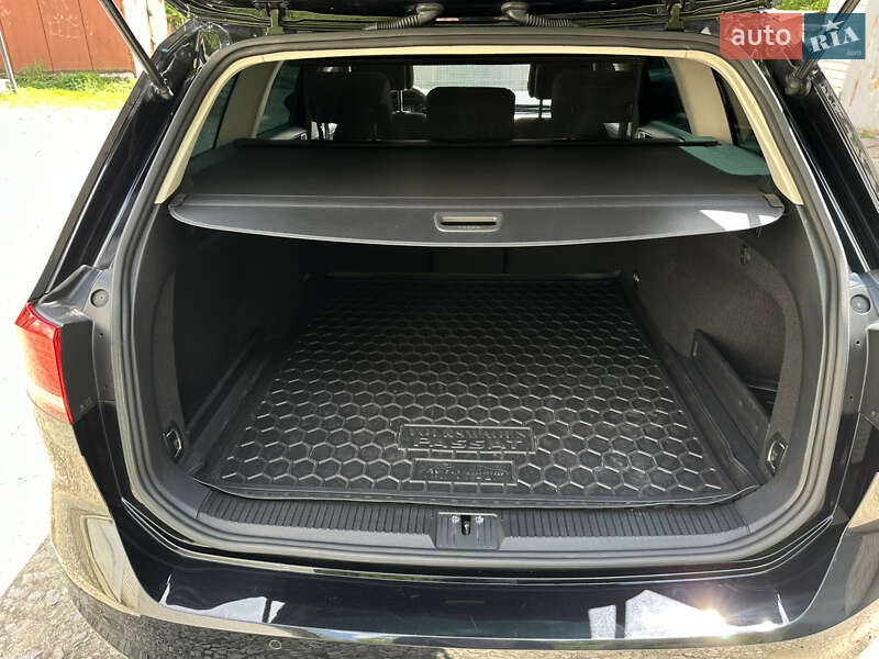 Универсал Volkswagen Passat 2016 в Житомире фото 37 Универсал Volkswagen Passat 2016 в Житомире