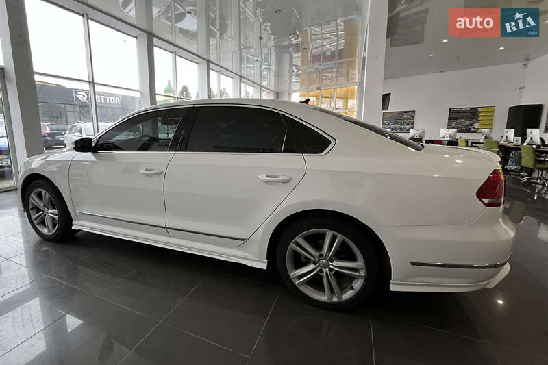 Седан Volkswagen Passat 2015 в Шептицькому фото 4 Седан Volkswagen Passat 2015 в Шептицькому