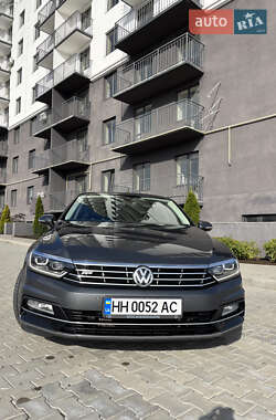 Седан Volkswagen Passat 2016 в 