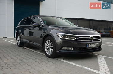 Універсал Volkswagen Passat 2017 в Львові