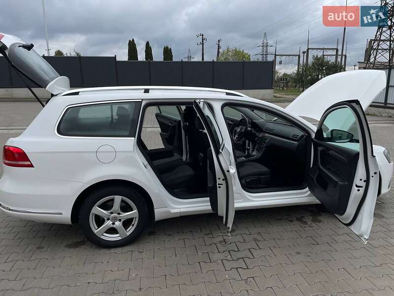 Универсал Volkswagen Passat 2011 в Луцке фото 24 Универсал Volkswagen Passat 2011 в Луцке