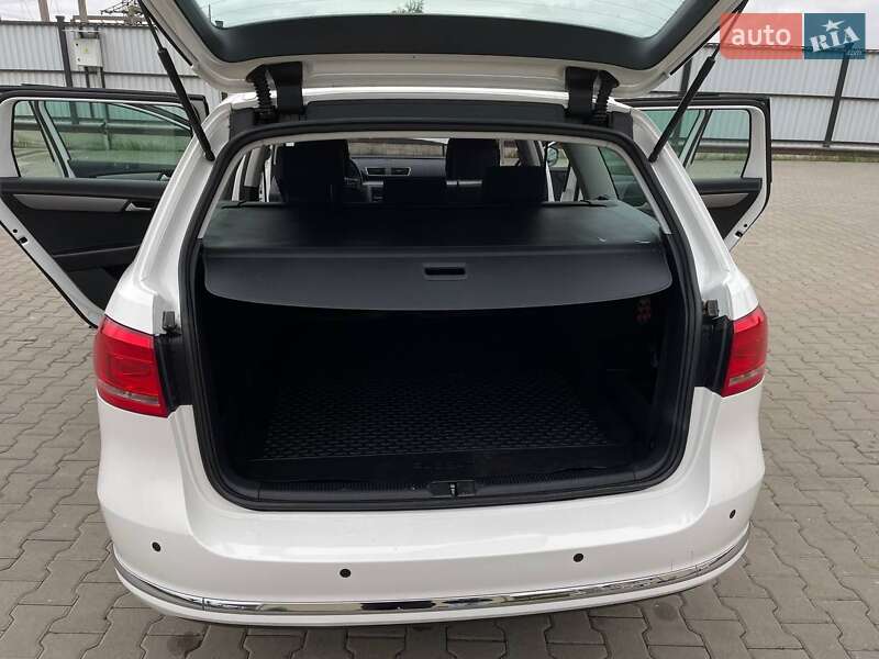 Универсал Volkswagen Passat 2011 в Луцке фото 28 Универсал Volkswagen Passat 2011 в Луцке