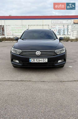Універсал Volkswagen Passat 2015 в Чернігові