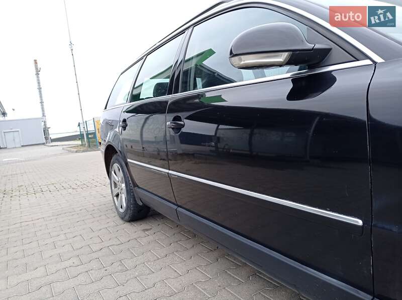 Універсал Volkswagen Passat 2004 в Чернівцях фото 28 Універсал Volkswagen Passat 2004 в Чернівцях
