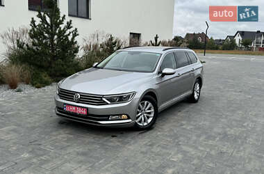 Універсал Volkswagen Passat 2017 в Луцьку