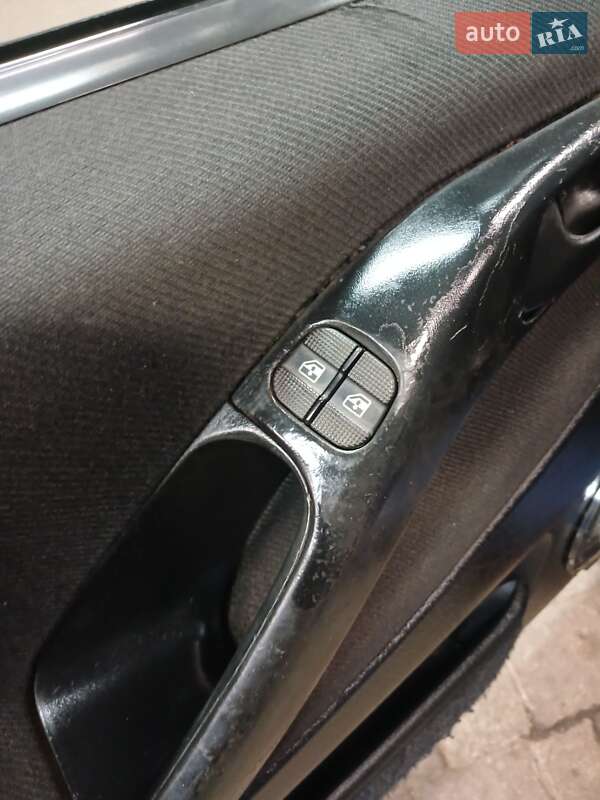 Універсал Volkswagen Passat 1994 в Сваляві