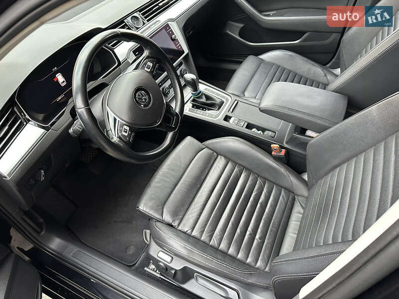 Универсал Volkswagen Passat 2018 в Умани