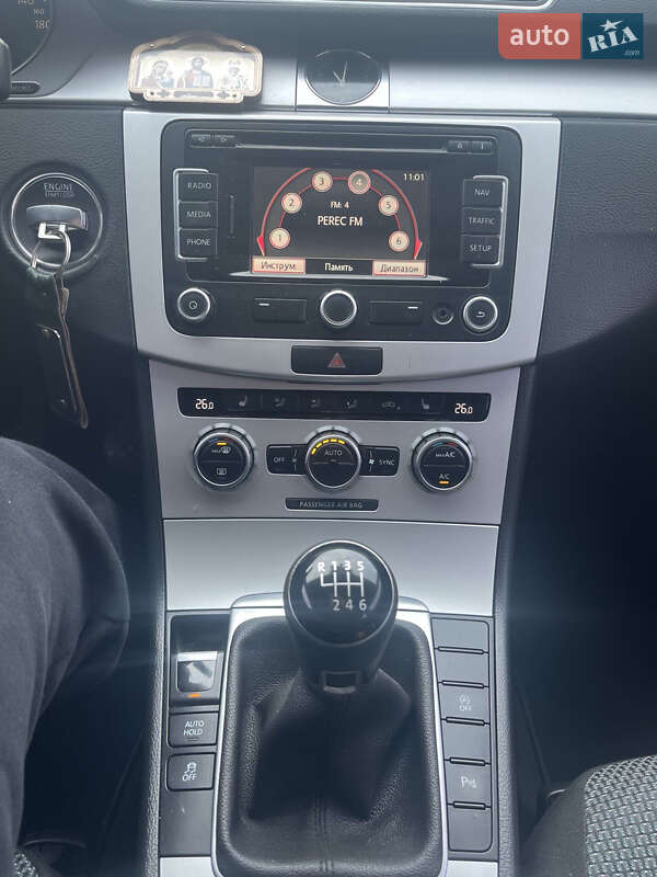 Универсал Volkswagen Passat 2012 в Ставище