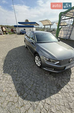 Универсал Volkswagen Passat 2015 в 