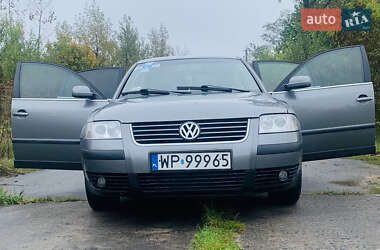Седан Volkswagen Passat 2001 в Стрию