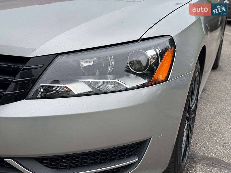 Седан Volkswagen Passat 2012 в Запорожье