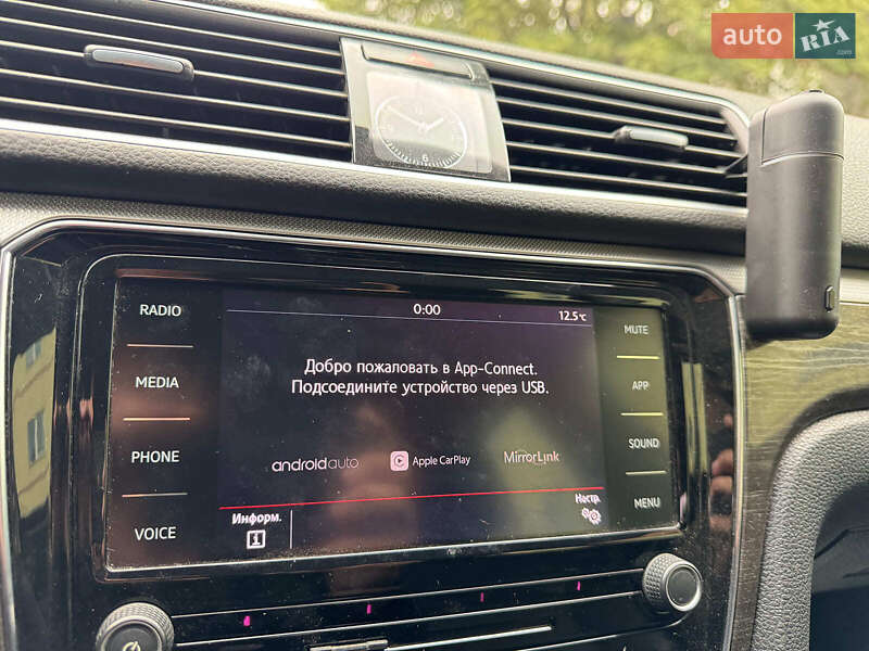 Седан Volkswagen Passat 2012 в Запорожье