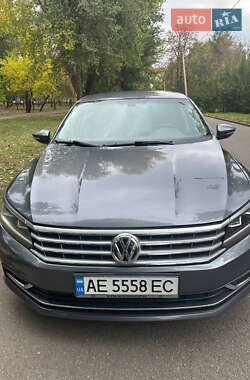 Седан Volkswagen Passat 2018 в Кривом Роге