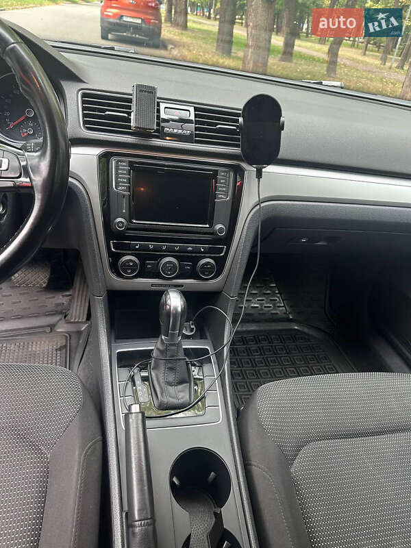Седан Volkswagen Passat 2018 в Кривом Роге фото 12 Седан Volkswagen Passat 2018 в Кривом Роге