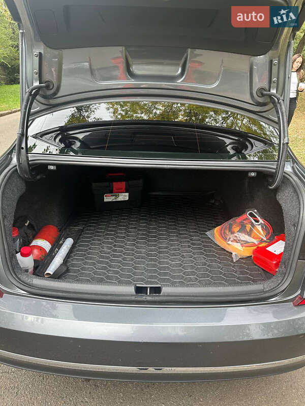 Седан Volkswagen Passat 2018 в Кривом Роге фото 21 Седан Volkswagen Passat 2018 в Кривом Роге