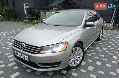 Седан Volkswagen Passat 2012 в Шепетовке