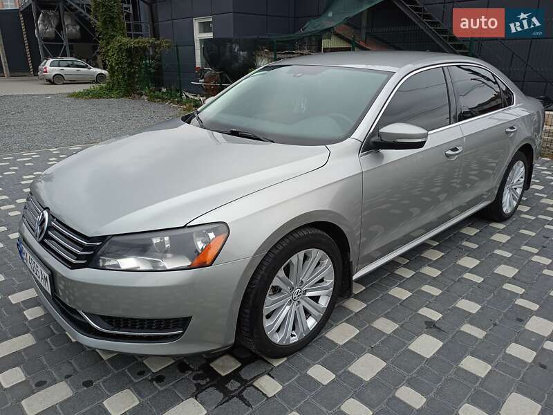 Седан Volkswagen Passat 2012 в Шепетівці