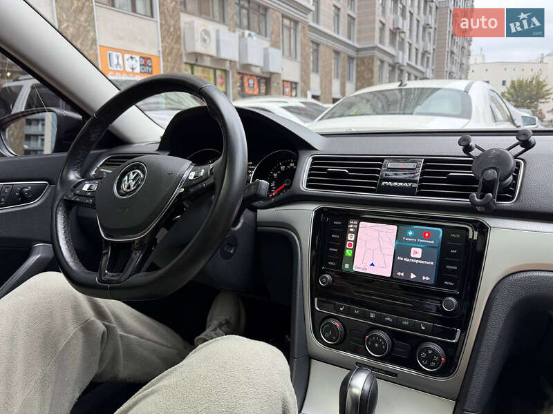 Седан Volkswagen Passat 2018 в Киеве фото 5 Седан Volkswagen Passat 2018 в Киеве