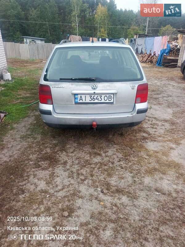 Універсал Volkswagen Passat 1998 в Вишгороді