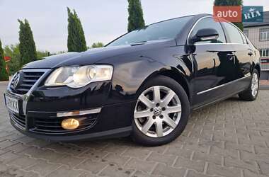 Седан Volkswagen Passat 2009 в  фото 45 Седан Volkswagen Passat 2009 в