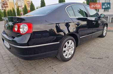Седан Volkswagen Passat 2009 в  фото 68 Седан Volkswagen Passat 2009 в