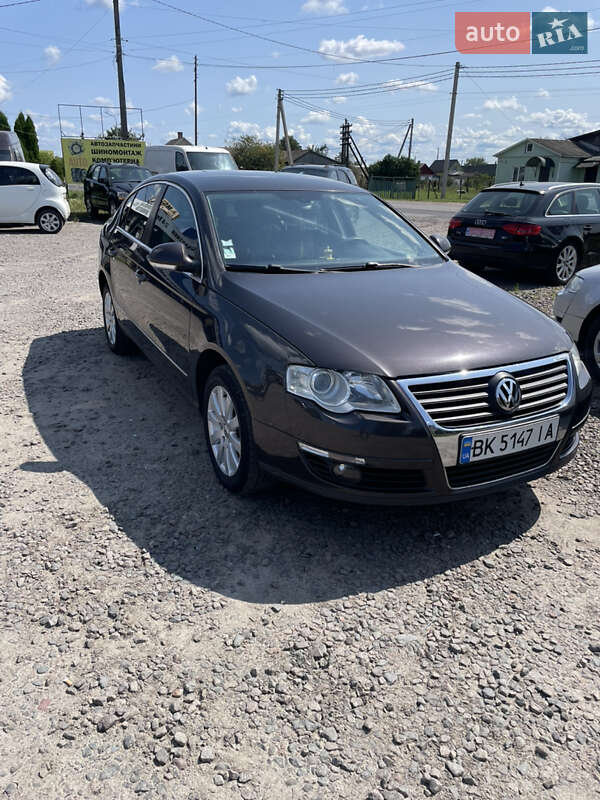 Седан Volkswagen Passat 2007 в Владимирце