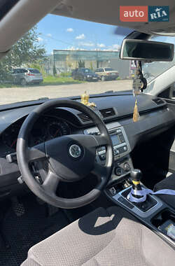 Седан Volkswagen Passat 2007 в Владимирце