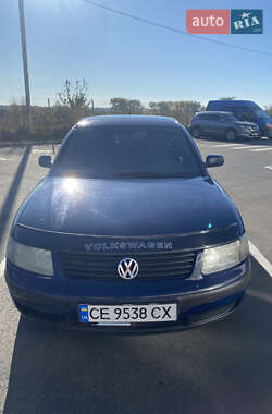 Седан Volkswagen Passat 1998 в Вінниці